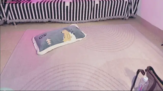 lililuo 现场XXX聊天