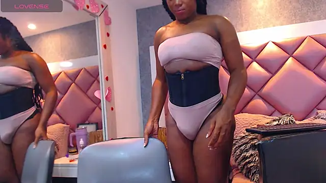 Thegreatonelady Chat XXX in diretta