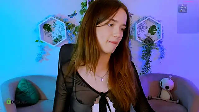 liana_kisses Pertunjukan Webcam