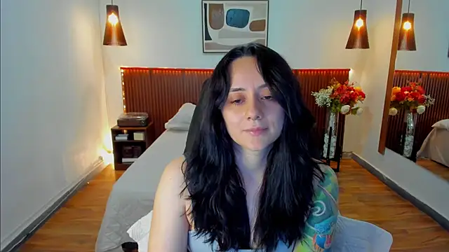 KatherineBond 现场XXX聊天