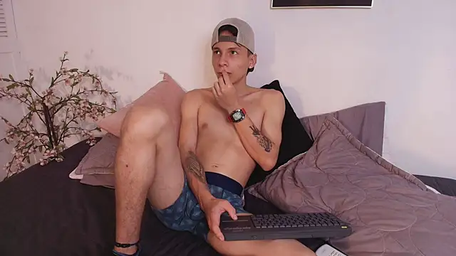 Chat +18 de TebanMotato ao vivo
