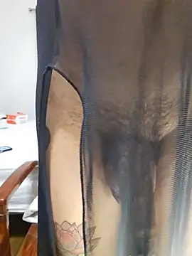 צ'אט XXX בשידור חי של BigDickMAHI9