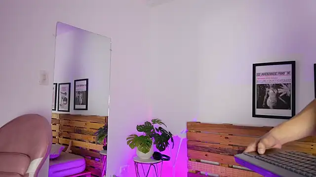 Still_Fitness live XXX chat