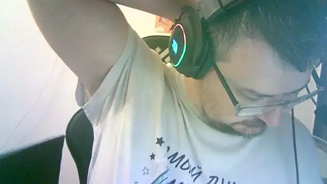 Živý XXX chat SirAbuser