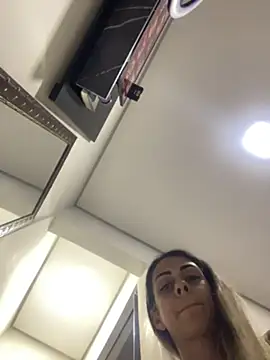 sabrinaneves Chat XXX in diretta