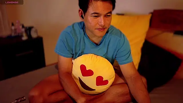 دردشة AsianBoy_Sunny الجنسية المباشرة