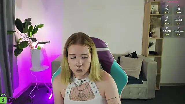XXX chat uživo modela Elira_Vane