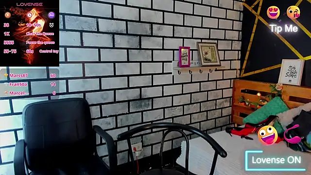 XXX chat uživo modela adrhiiana