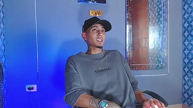Chat +18 de Liam_lee ao vivo