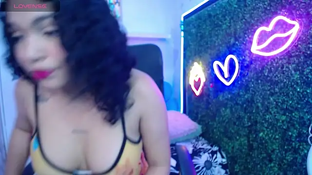 valeria_martinez19: απευθείας συνομιλία ΧΧΧ