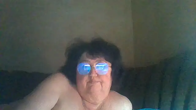MilaSky5303's Live XXX Chat
