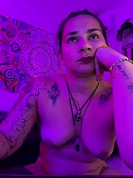 Amarantha_666's Live XXX Chat