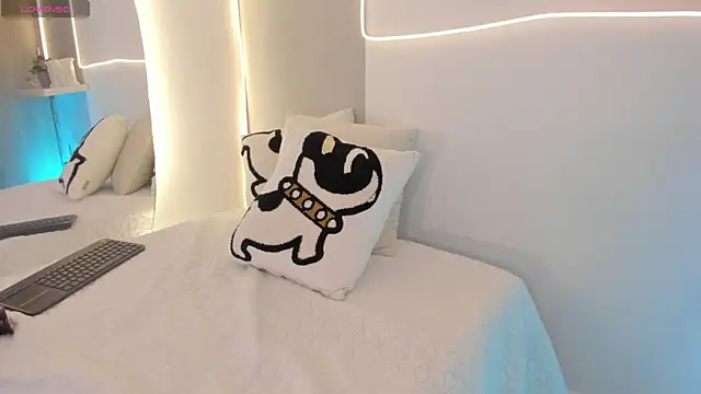 EllieMitchell 라이브 XXX 채팅