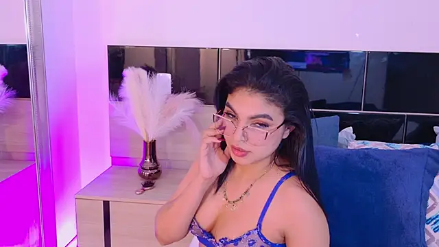 Chat +18 de MelodyAlvarez ao vivo