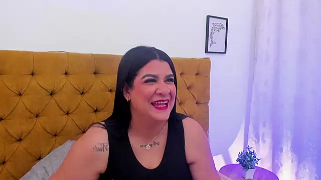 צ'אט XXX בשידור חי של Katty_West