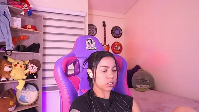 madelyn_rose_'s Live XXX Chat