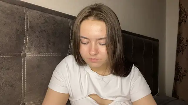 SelenaBrook's Live XXX Chat