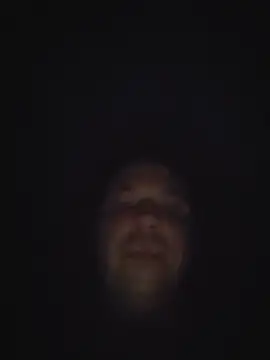 WadedGuzzling Show in webcam