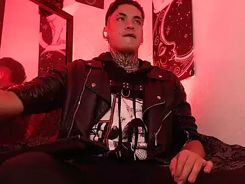 AlecBanne_ XXX чат на живо