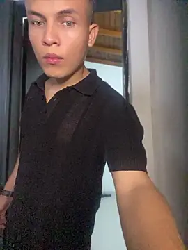 _Leo_Boy Live XXX Chat