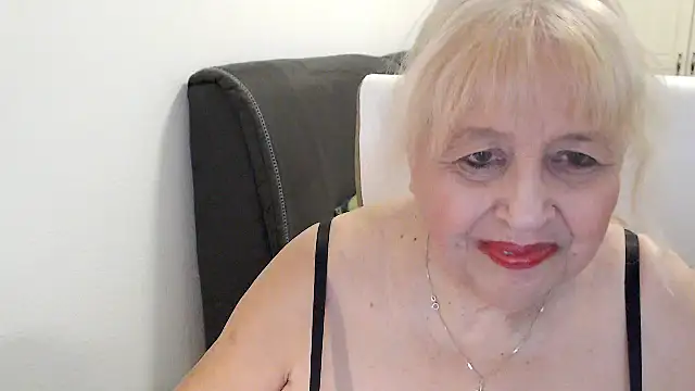 Chat +18 de SusiLifeXXX ao vivo
