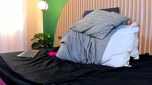 Онлайн чат XXX taylor_bennet