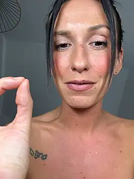 lola_tentatiion Chat XXX in diretta