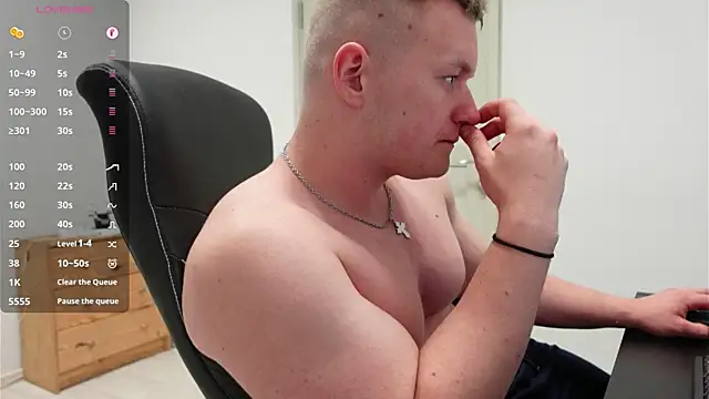 Chat XXX ao vivo de Richard_Dullas