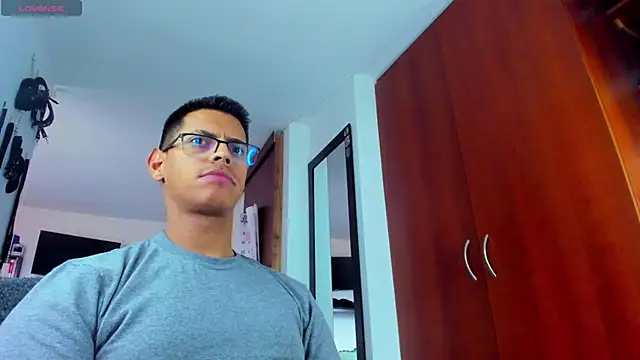 Chat XXX Live _John_Boy_