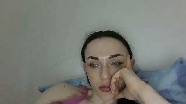 Trinsy_Love's Live XXX Chat