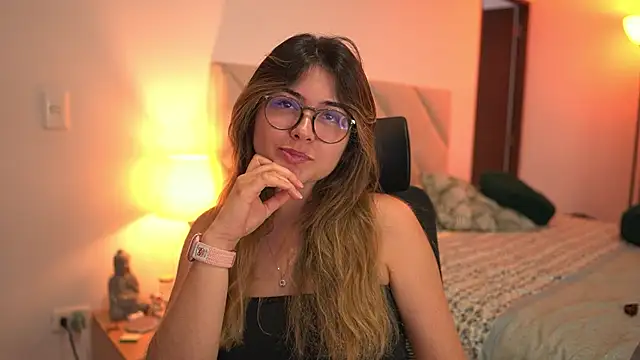 צ'אט XXX בשידור חי של Lau_Bee