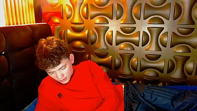 cruz_dante Show in webcam