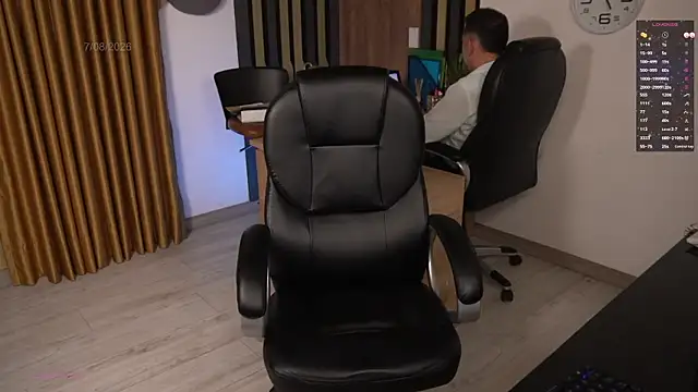 Živý XXX chat secretary_bj