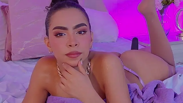 Chat +18 de TamaraMontiel ao vivo