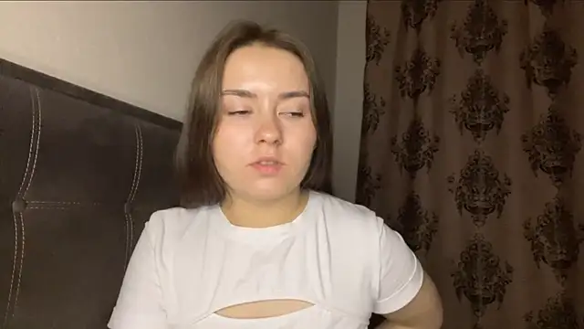 SelenaBrookn Live XXX chat