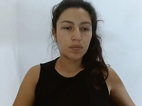 SarahFriendlyn Live XXX chat
