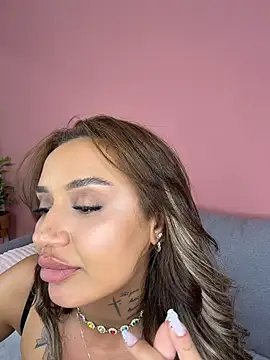 Živý XXX chat Kimber__