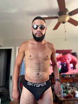 Онлайн чат XXX chamelit00