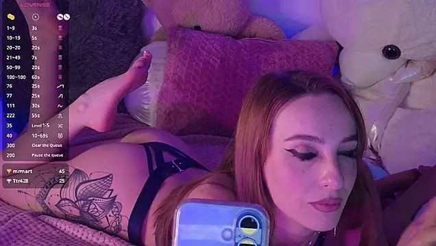 Chat XXX en directo de -BabyBella-