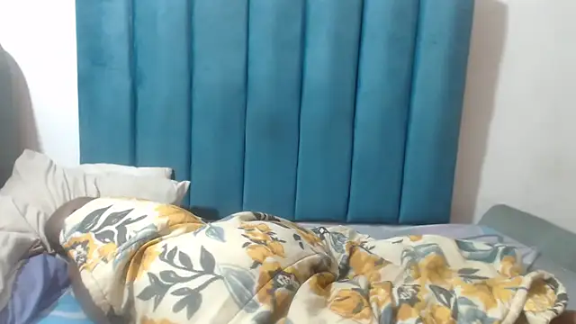 THICKPUSSYDIVAX_のライブXXXチャット