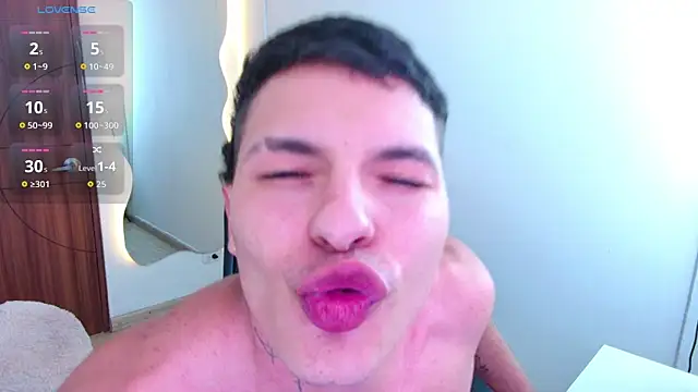 Chat XXX en directo de harrisoncuper
