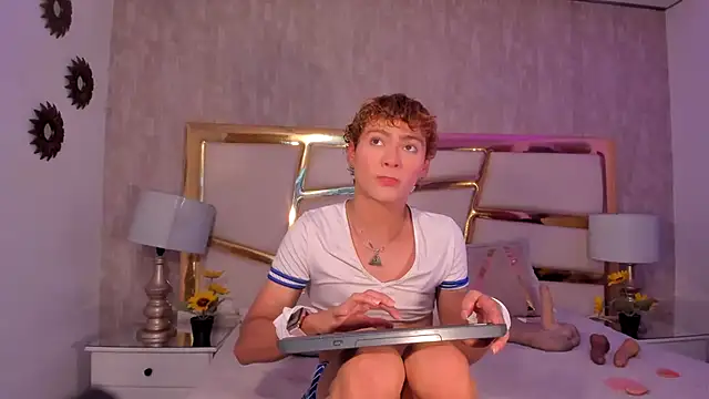 צ'אט XXX בשידור חי של JacobRusso