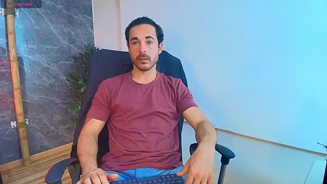 Adams_Sanz Show in webcam