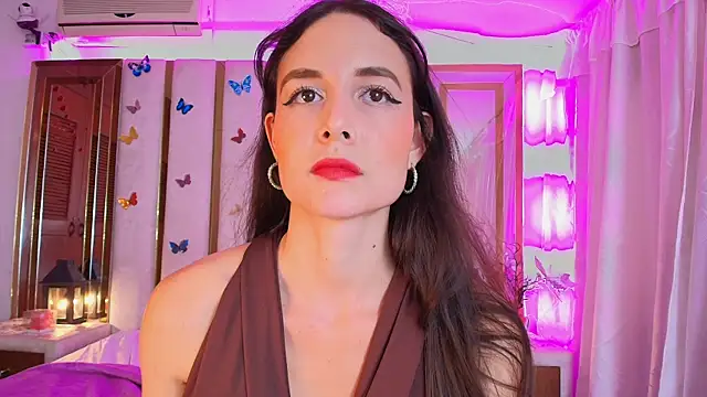 AmeliaRousse 라이브 XXX 채팅