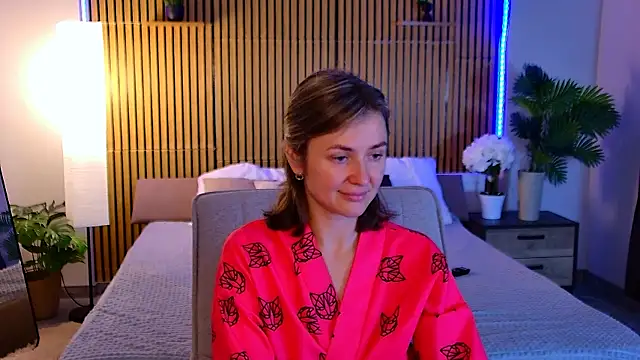 EmeraldGlow Live XXX-chat