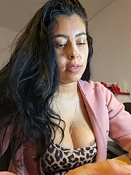 دردشة Luianna الجنسية المباشرة