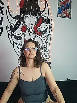Luciifeer_'s Live XXX Chat