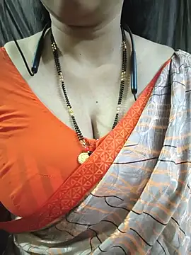 bhuvana_555 Obrolan Langsung XXX