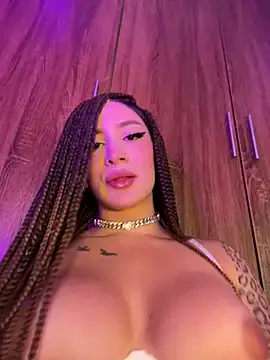 Chatroom XXX en direct de bunny_bicht