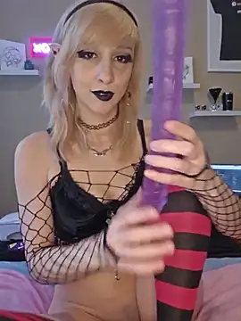 AmethystFoxx Adlı Modelin Canlı XXX Sohbeti